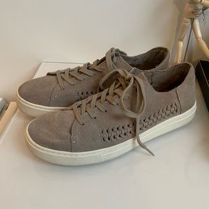Toms womens suede sneakers 8.5